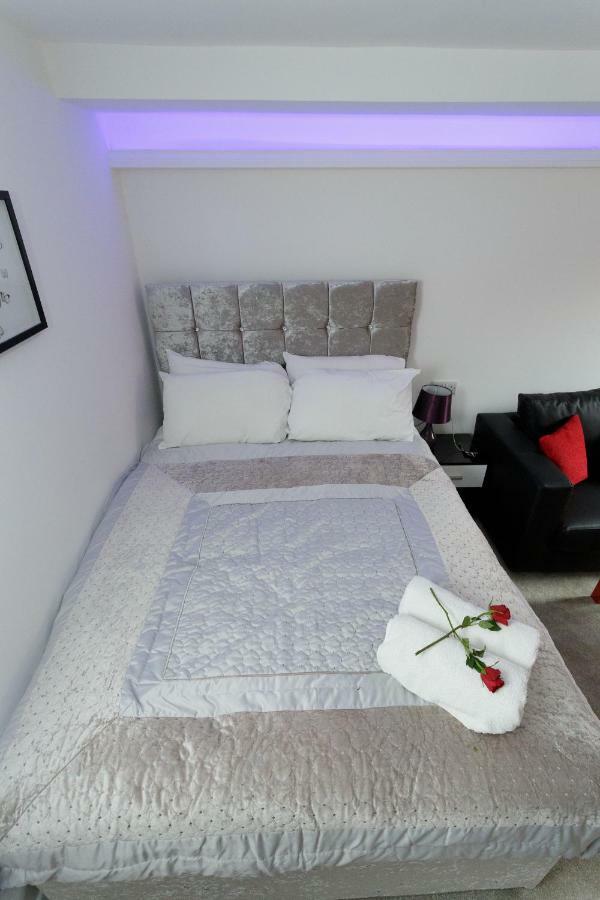 Clifton Bespoke Serviced Apartments Leeds  Esterno foto
